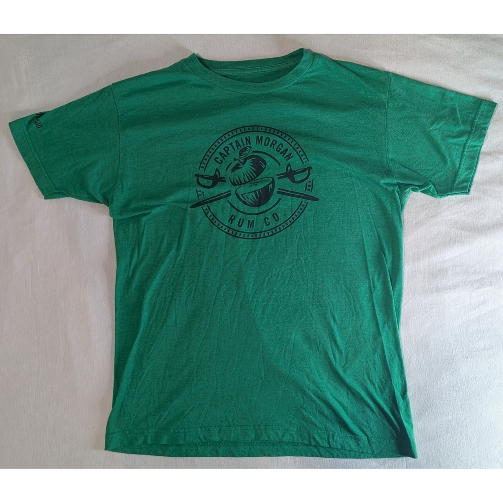 Captain Morgan Rum Co T Shirt Mens Medium Green Graphic Promo Tee Apple Cutlass
